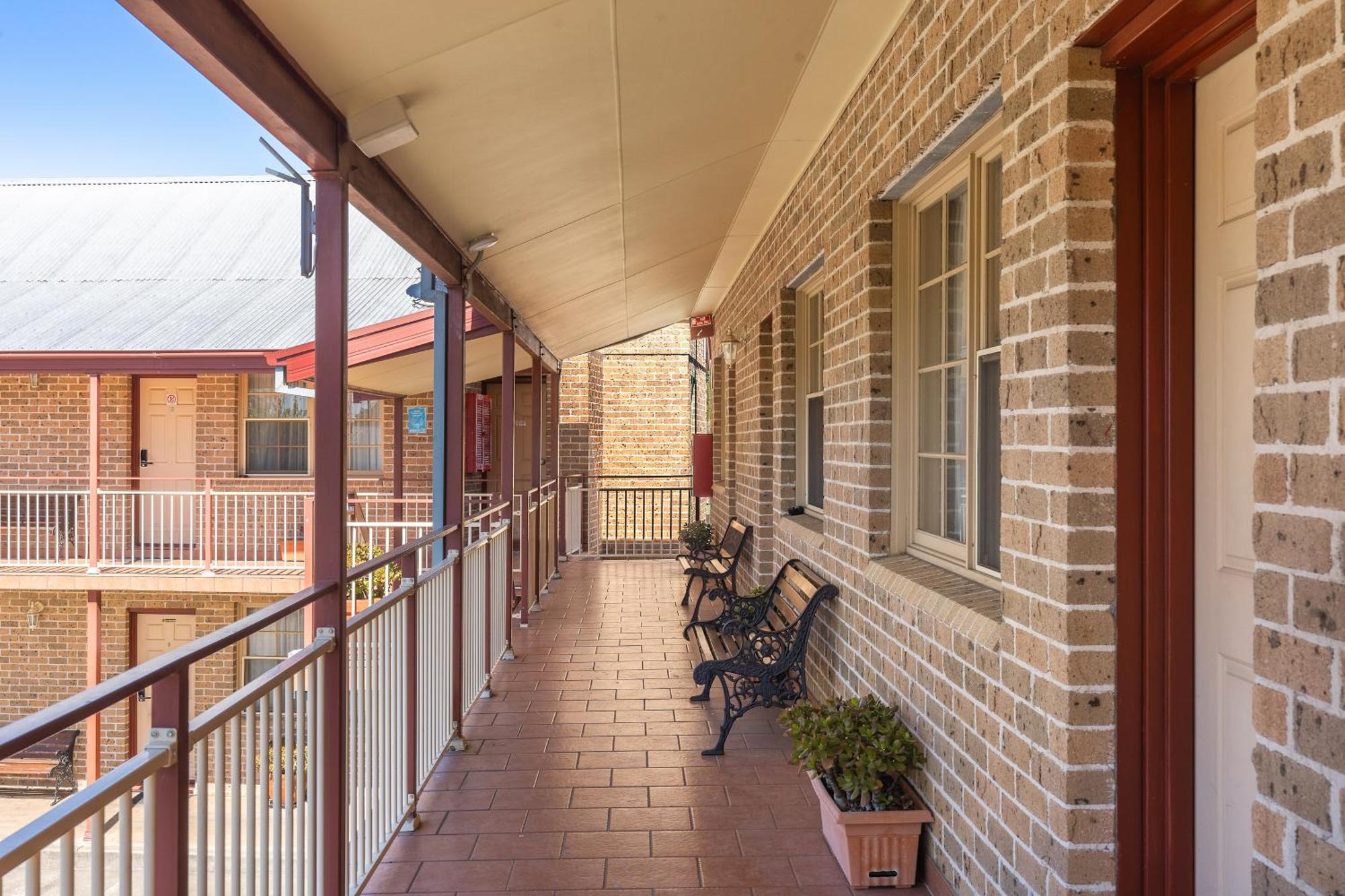 Surestay Hotel By Best Western, New Inn Richmond Extérieur photo